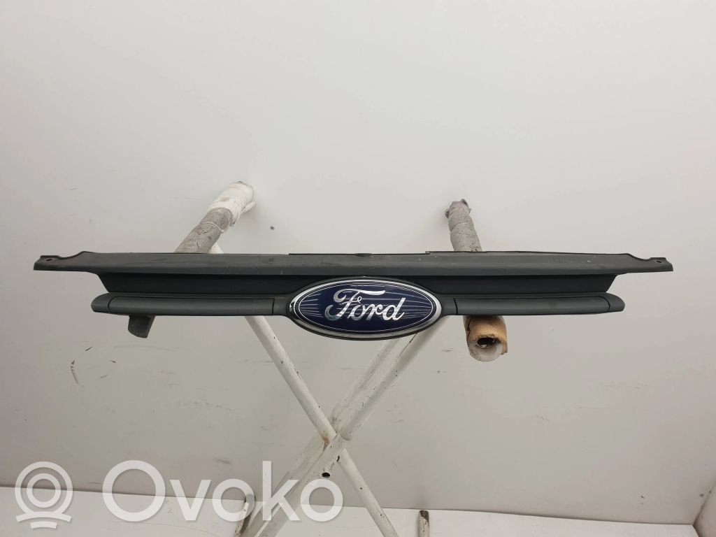 Ford Transit Верхняя решётка 