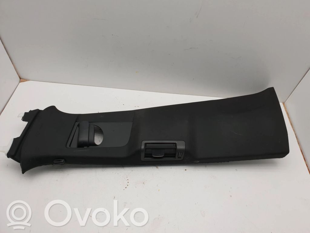 Volvo XC90 Pilar (B) (superior) 