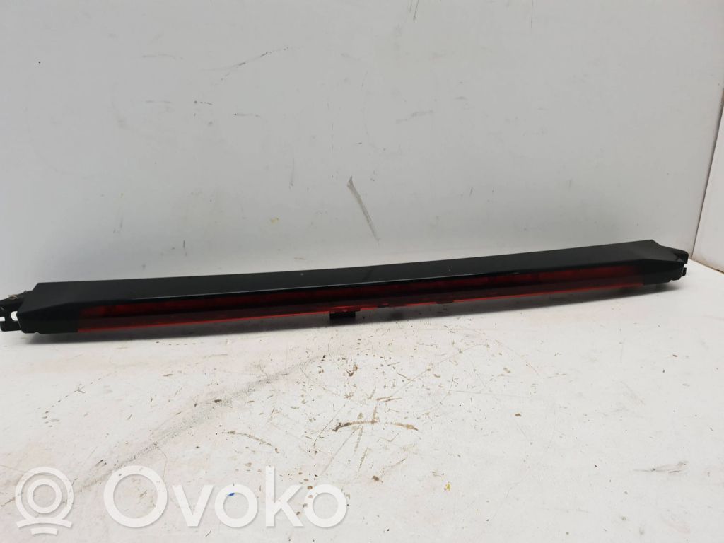 Volvo XC90 Third/center stoplight 