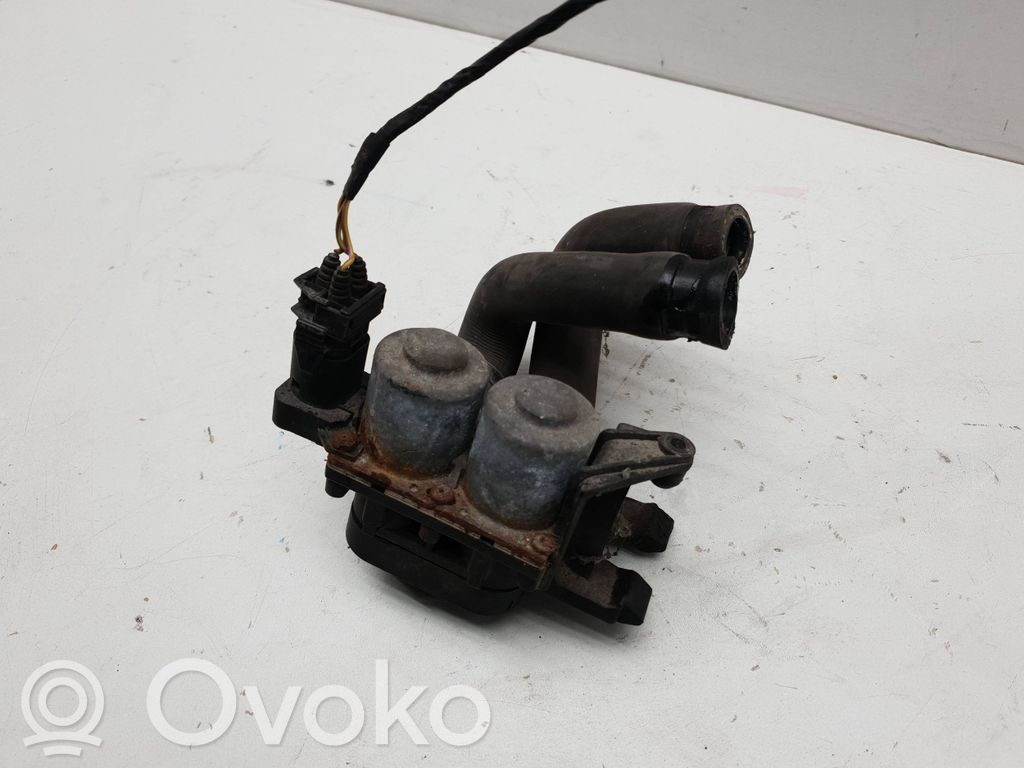 BMW 3 E36 Coolant heater control valve 