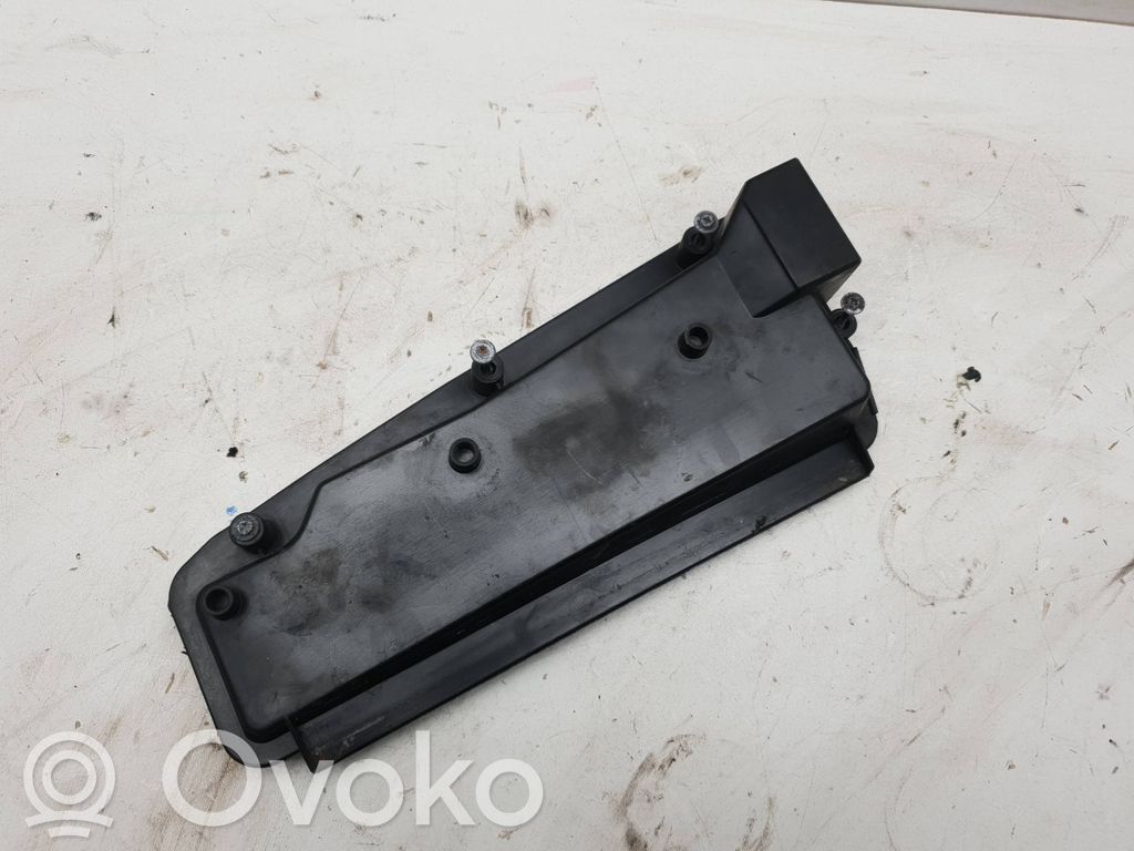 BMW 3 E36 Kita variklio skyriaus detalė 