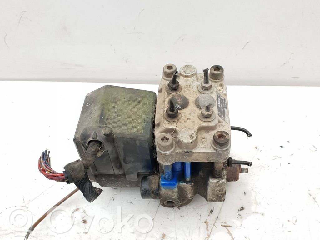 BMW 7 E32 ABS Blokas 