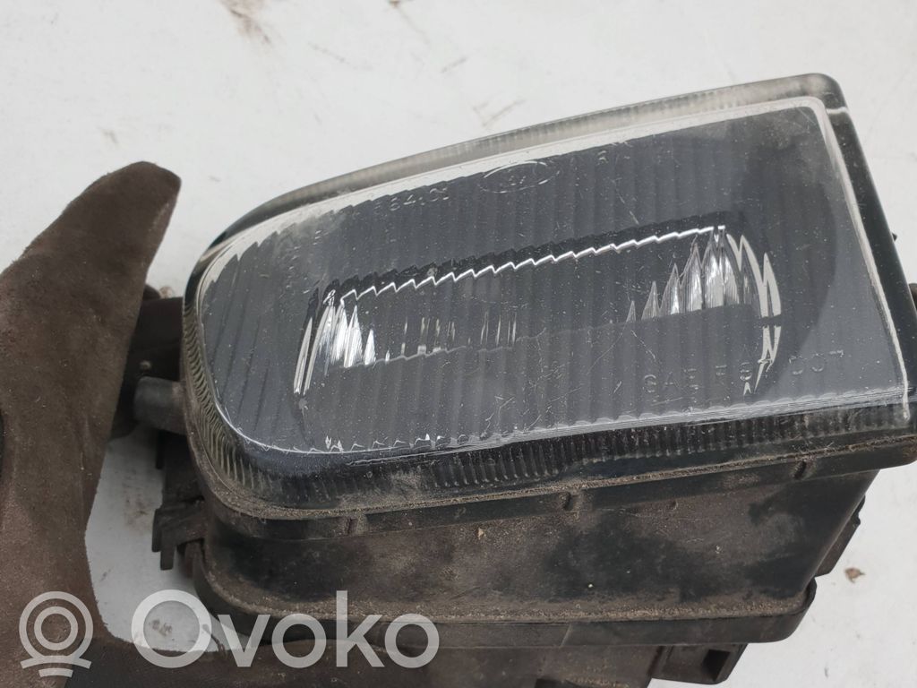 BMW 5 E39 Miglas lukturis priekšā 