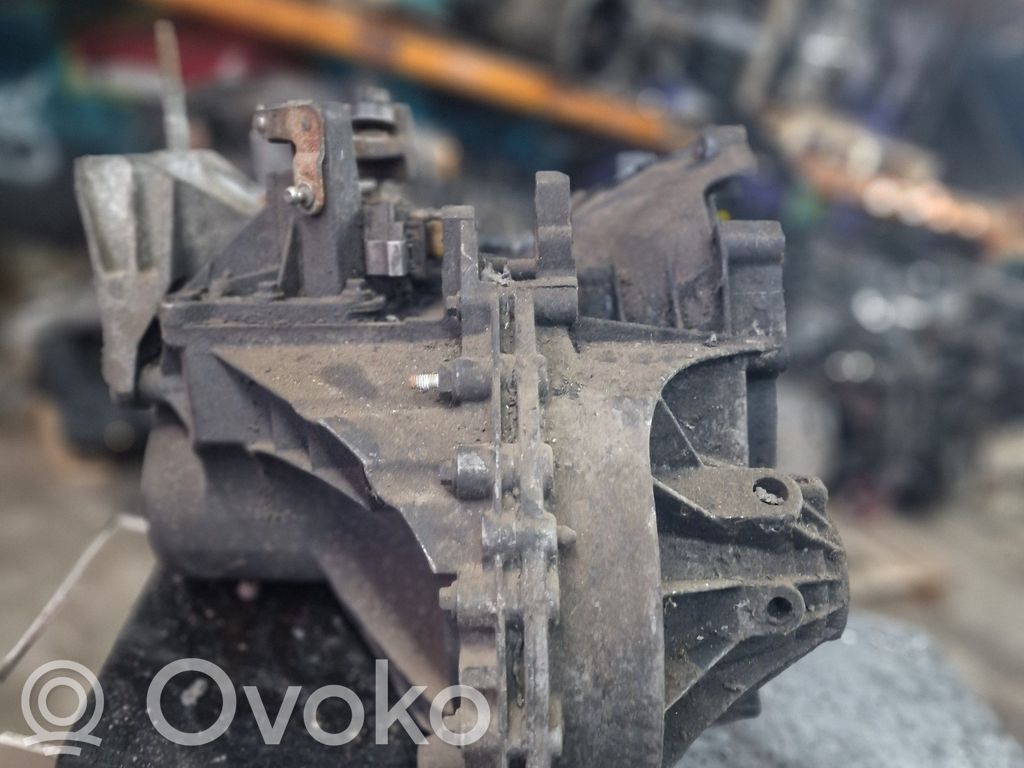 Ford Transit Mechaninė 5 pavarų dėžė 