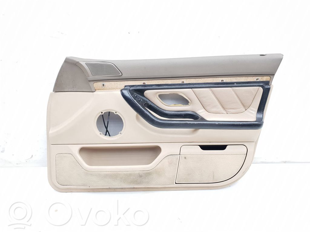 BMW 7 E38 Etuoven verhoilu 