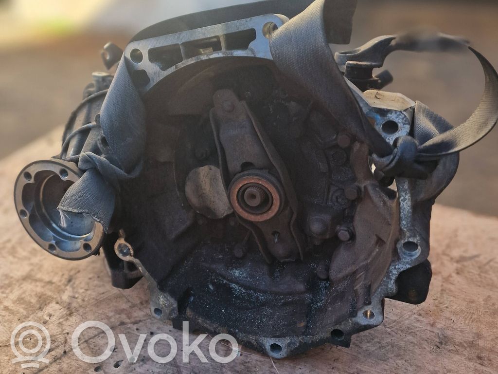 Manualna 5-biegowa skrzynia biegów   QYF,0A4300052B,0A4300050J,QYF090