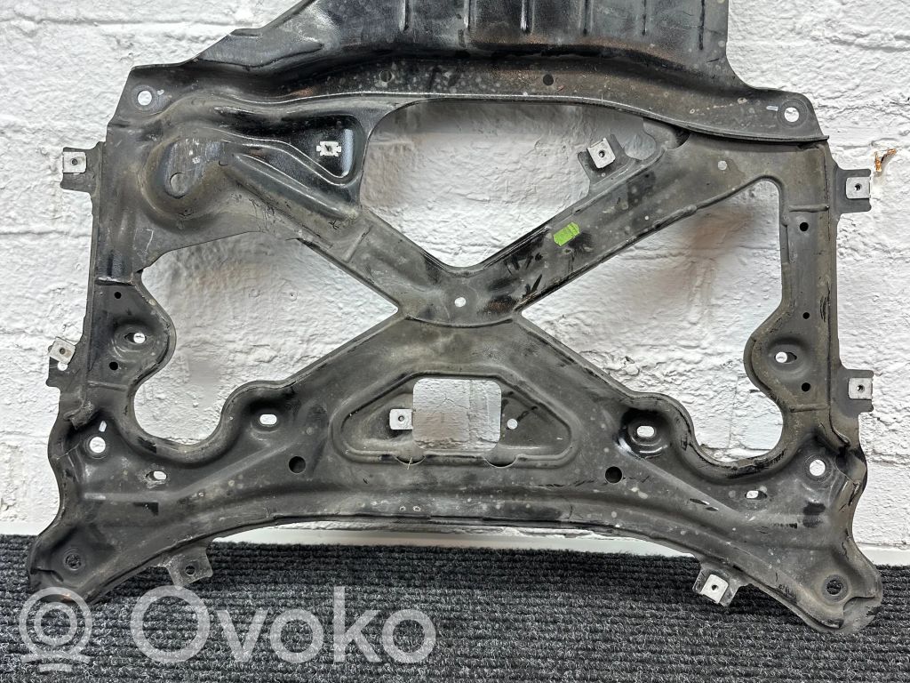 Engine splash shield/under tray   4M2399345