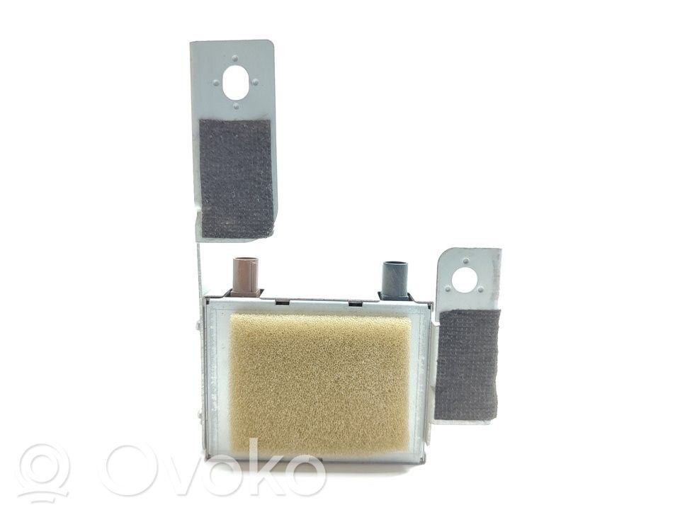 Sonstige Steuergeräte / Module   282B1HV00A