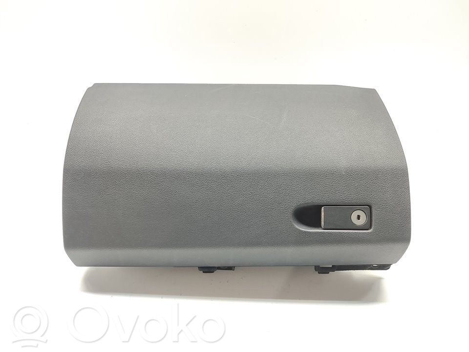 Guantera   A2126802491