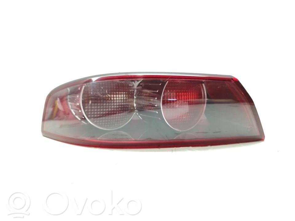 Alfa Romeo 159 Aizmugurējais lukturis virsbūvē 