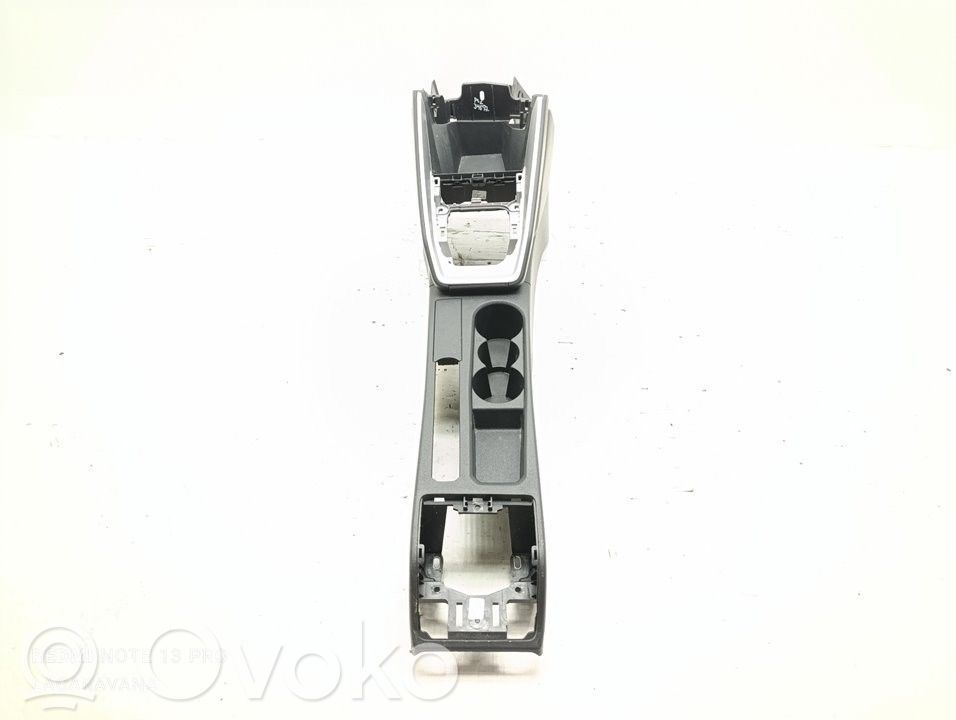 Audi A1 Centrālā konsole 