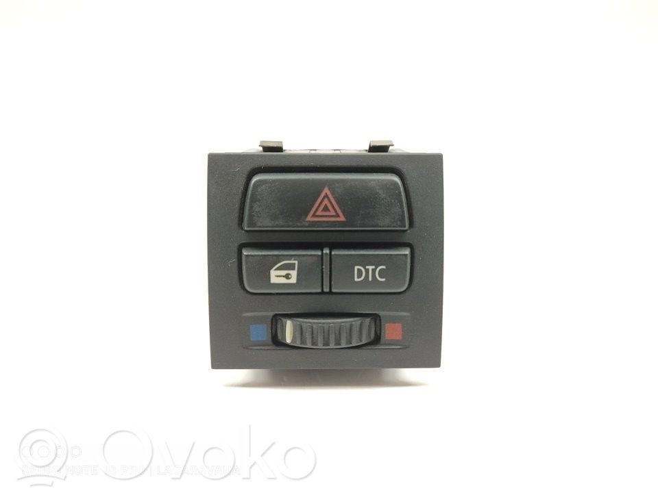 Botón interruptor de luz de peligro   913242101