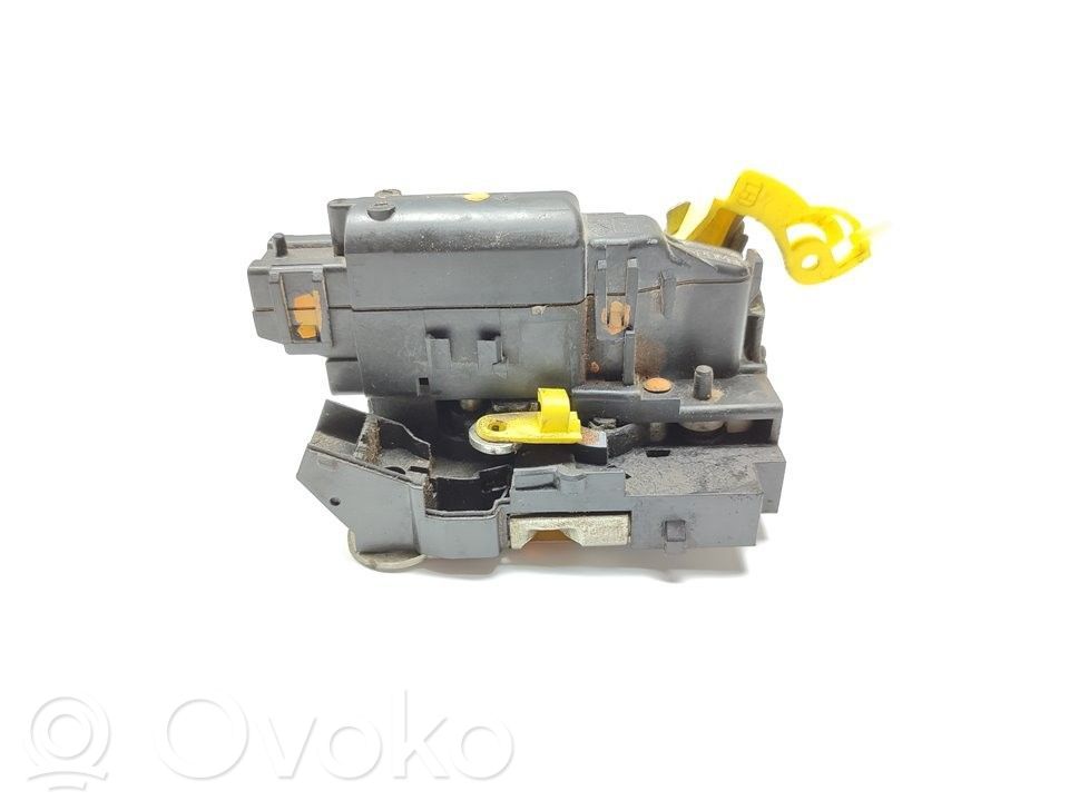 Dacia Duster Oroch Rear door lock 