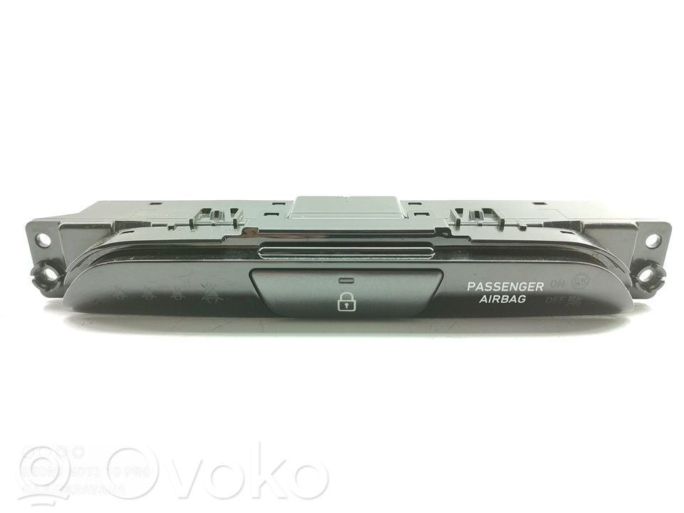 Hyundai i30 Multifunctional control switch/knob 