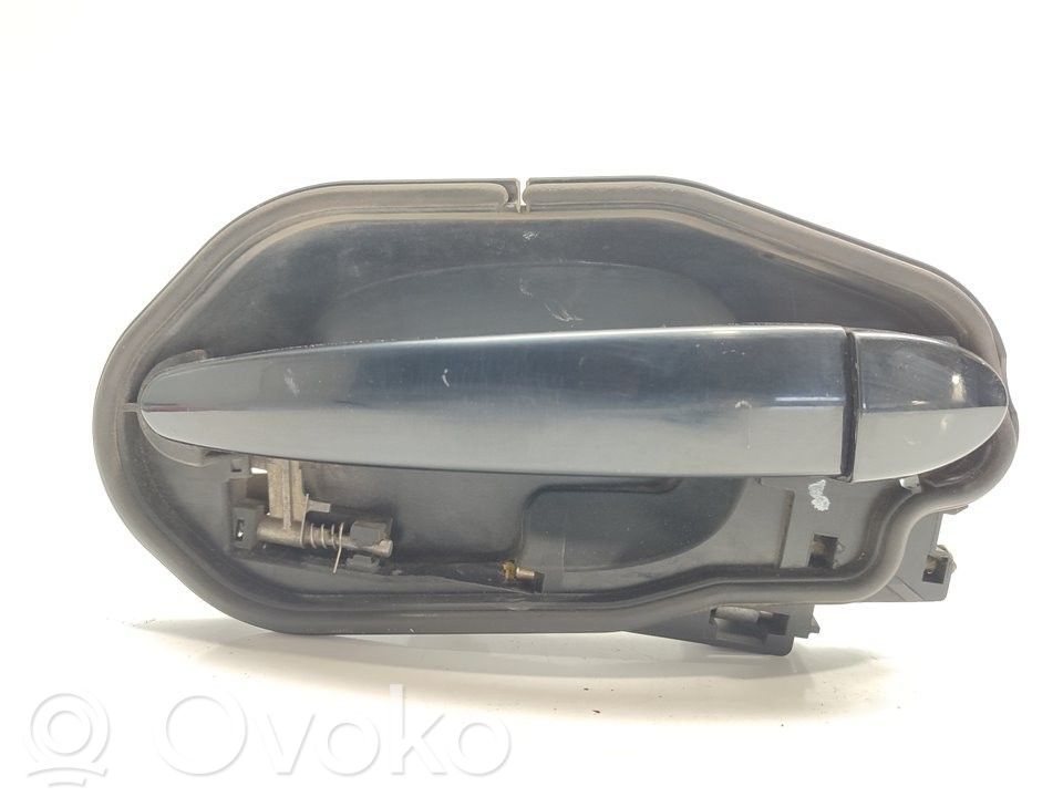 Manecilla externa puerta trasera   3330984