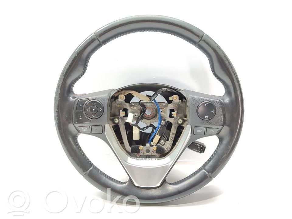 Toyota Auris E180 Ohjauspyörä 
