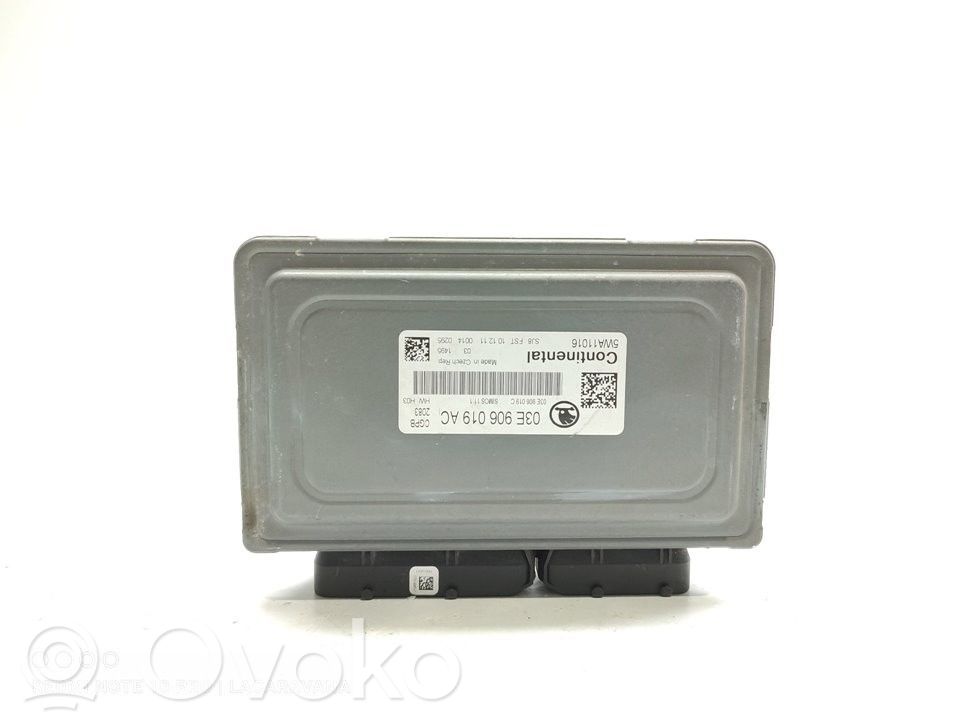 Skoda Fabia Mk2 (5J) Engine control unit/module 