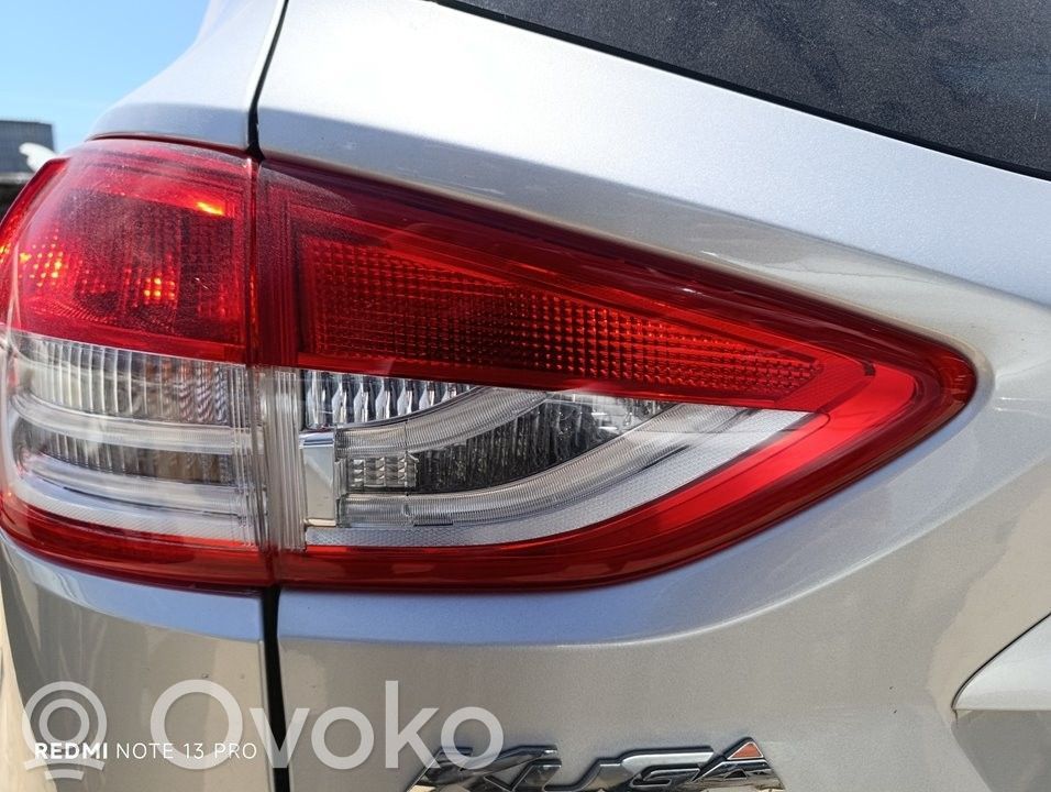 Ford Kuga II Etuajovalon polttimo 