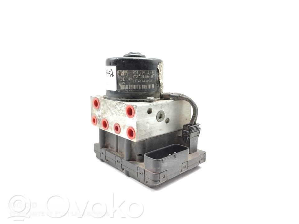 ABS-pumppu   YM212L580BB