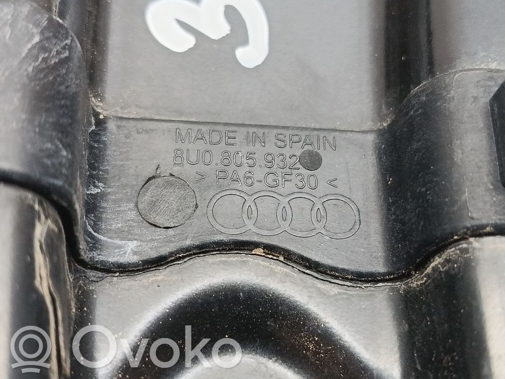 Audi Q3 8U Ajovalon kannake 