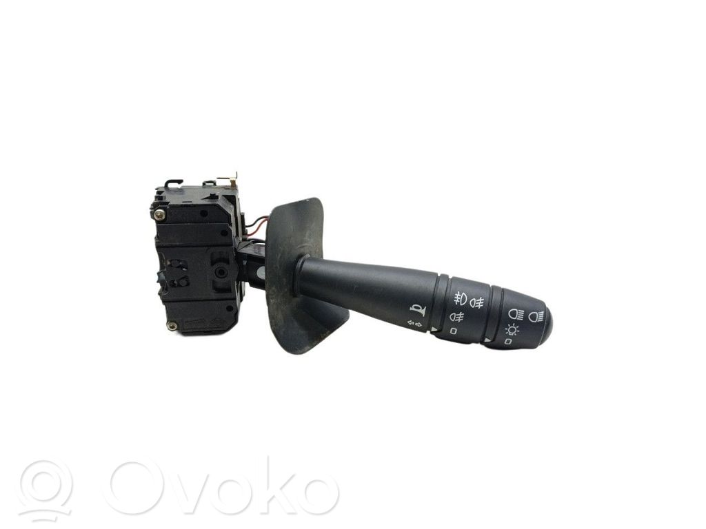 Interruptor de control del panel de luces   6001551361