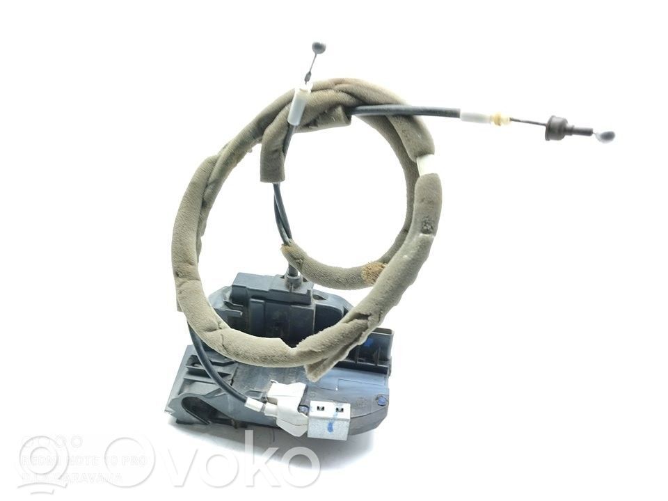 Nissan Qashqai Cerradura de puerta delantera 