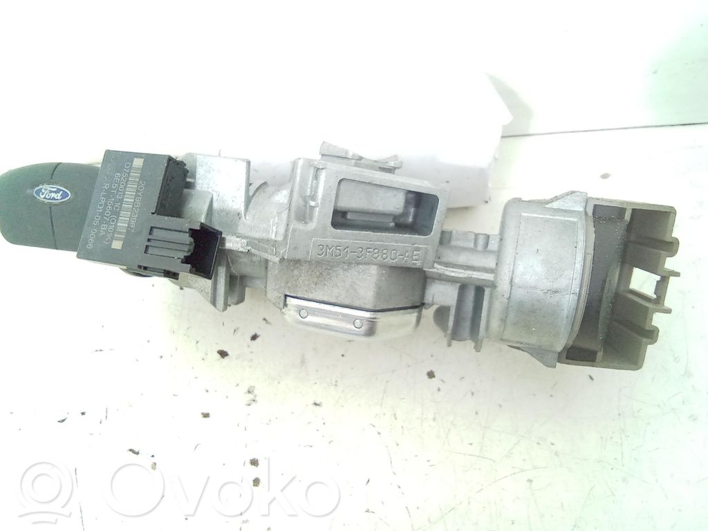 Ohjauspyörän lukitus   3M513F880AE,3M513F880AE,SIDA