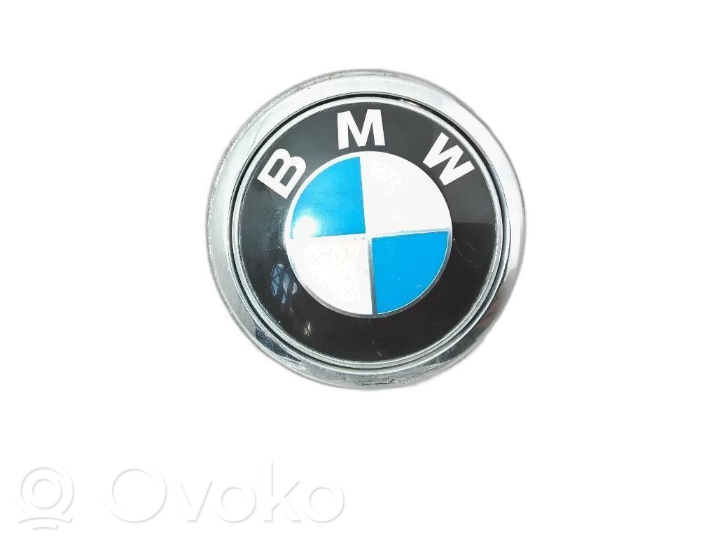 BMW 1 E81 E87 Engine bonnet (hood) release handle 