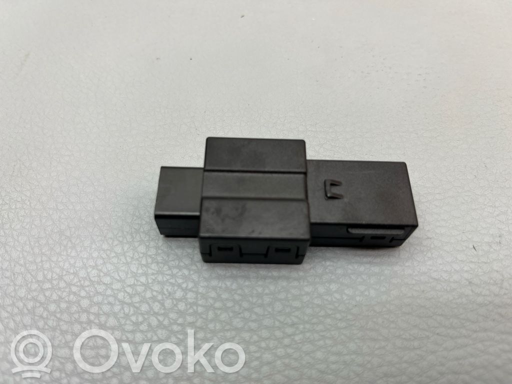 Volkswagen Tiguan Enchufe conector USB 