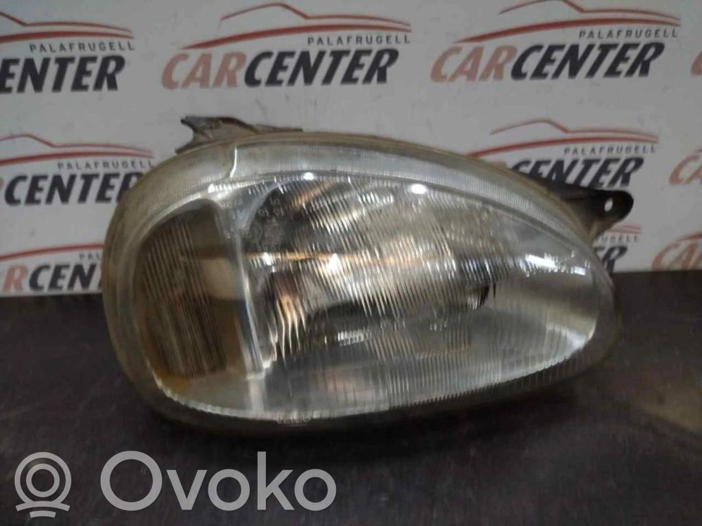 Opel Corsa B Phare frontale 