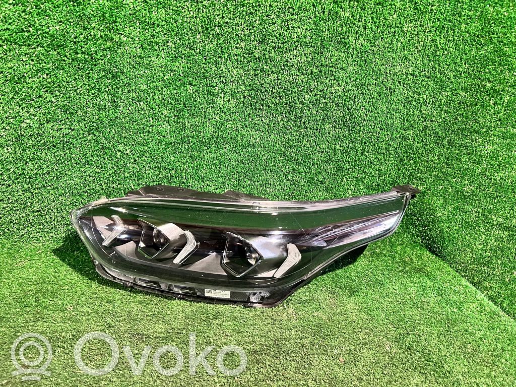 KIA Ceed Headlight/headlamp 