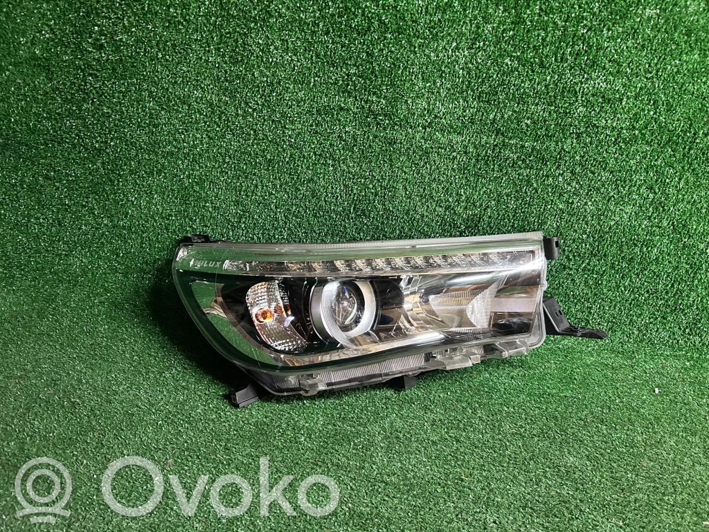 Toyota Hilux (AN120, AN130) Scheinwerfer 