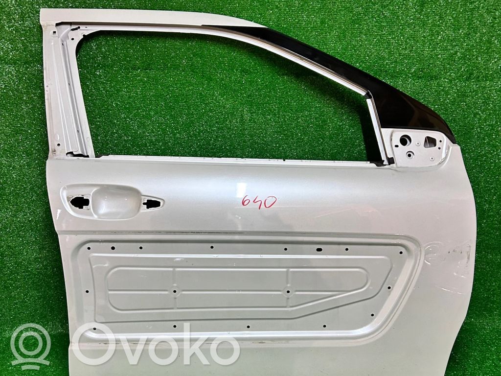 Porte avant