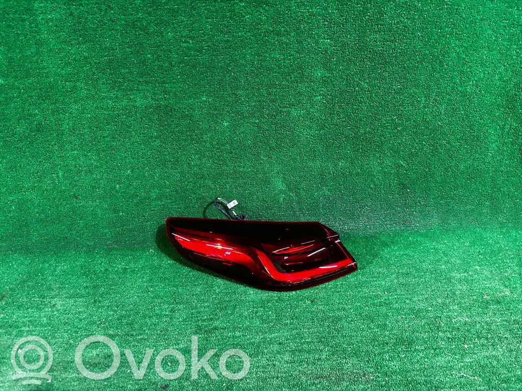 KIA Xceed Aizmugurējais lukturis virsbūvē 