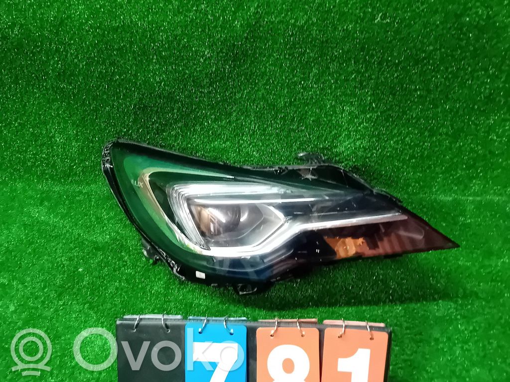 Opel Astra K Headlight/headlamp 