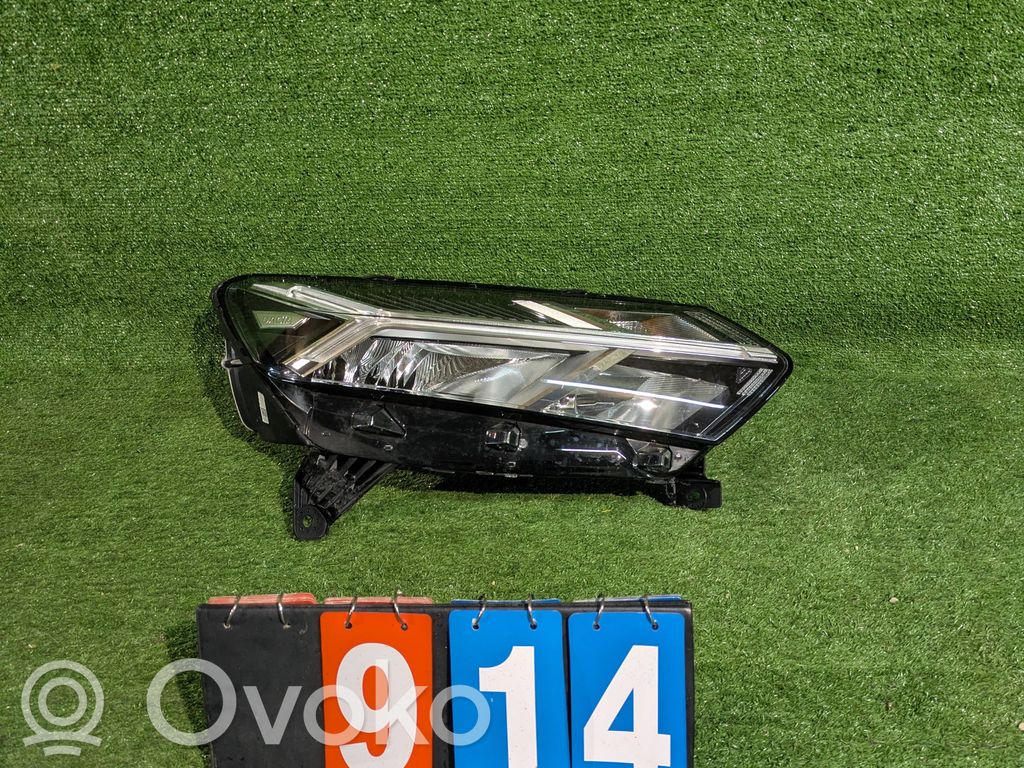Dacia Sandero III Lampa przednia 