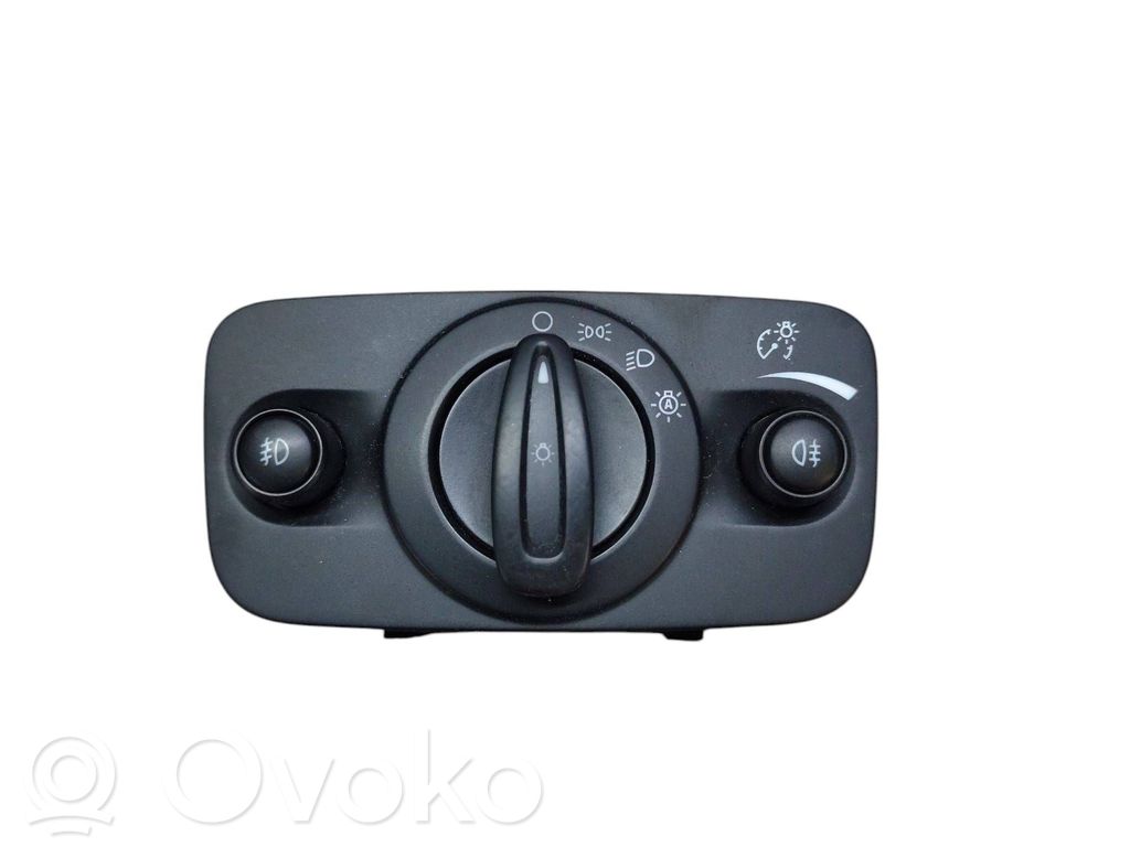 Ford C-MAX II Light switch 