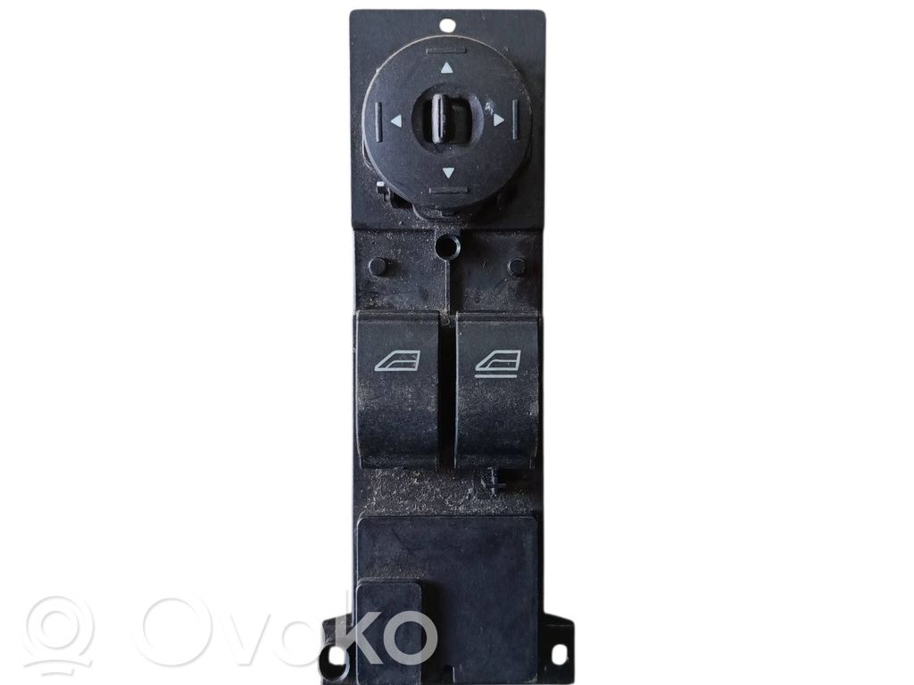 Ford Focus Quarter vent window switch 