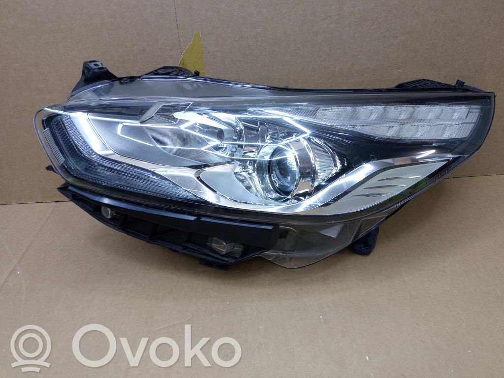Ford S-MAX Lampa przednia 