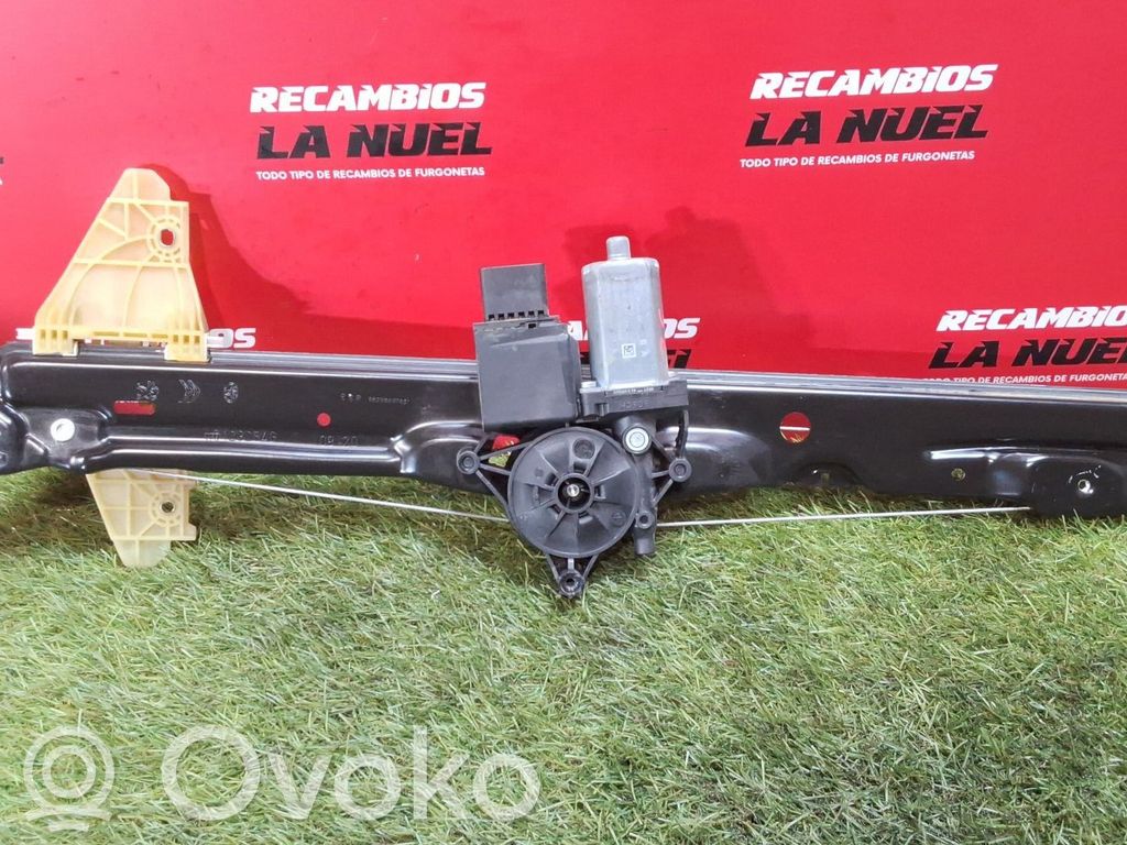 Front door manual window regulator   9829889780