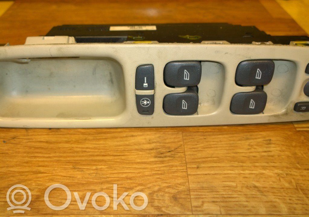 Electric window control switch   9472034,9472034