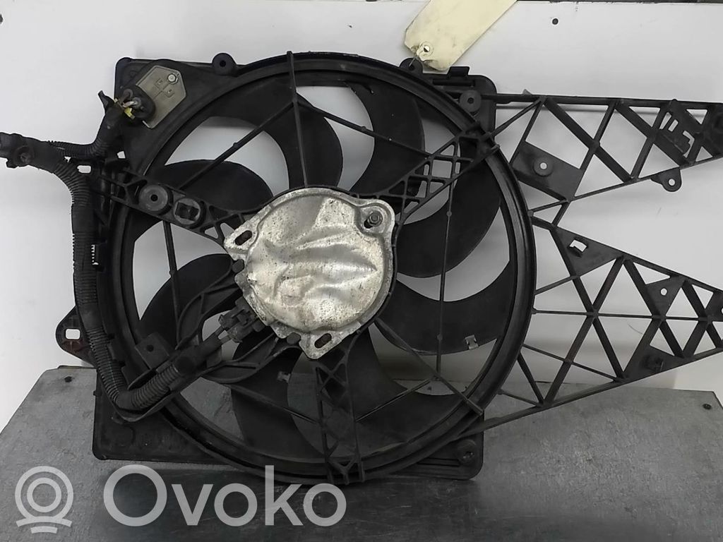 Alfa Romeo Giulietta Elektryczny wentylator chłodnicy 