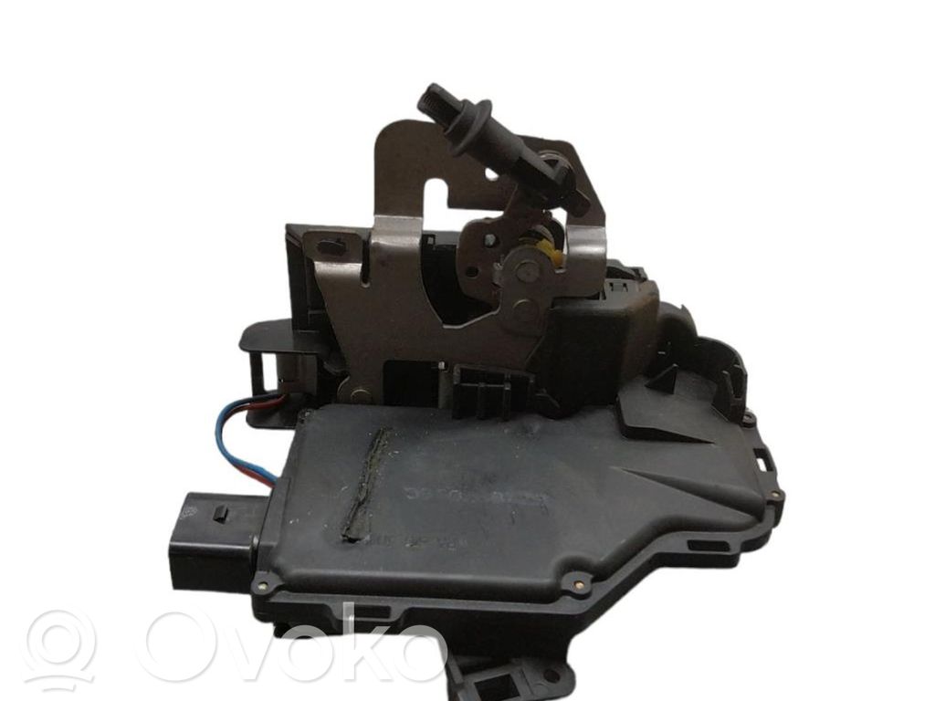 Front door lock   8Z1837016E