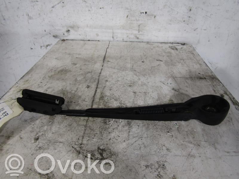 Audi A3 S3 8L Wischerarm Heckscheibe 