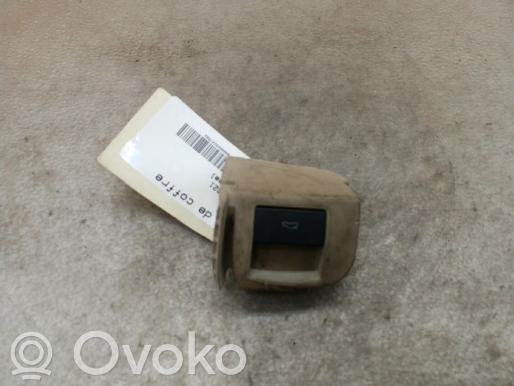 Audi A6 S6 C6 4F Interrupteur d'ouverture de coffre 