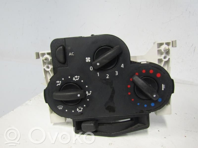 Dacia Logan I Climate control unit 