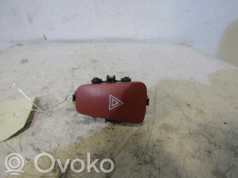 Botón interruptor de luz de peligro   735398852