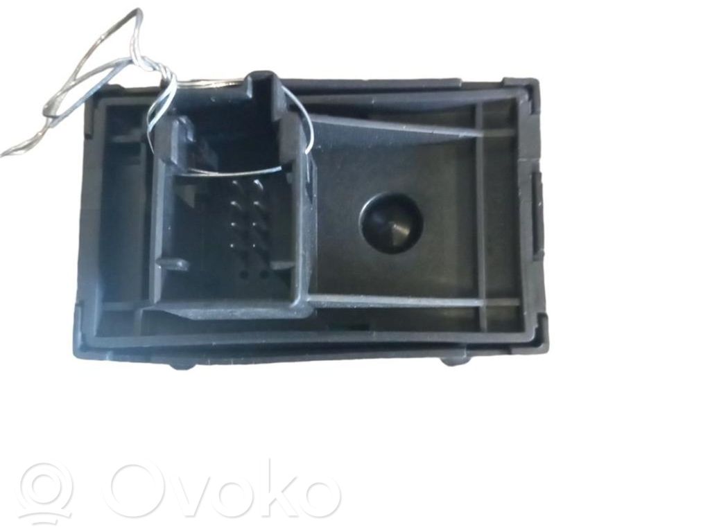 Fiat Punto Evo Veidrodėlių jungtukas 