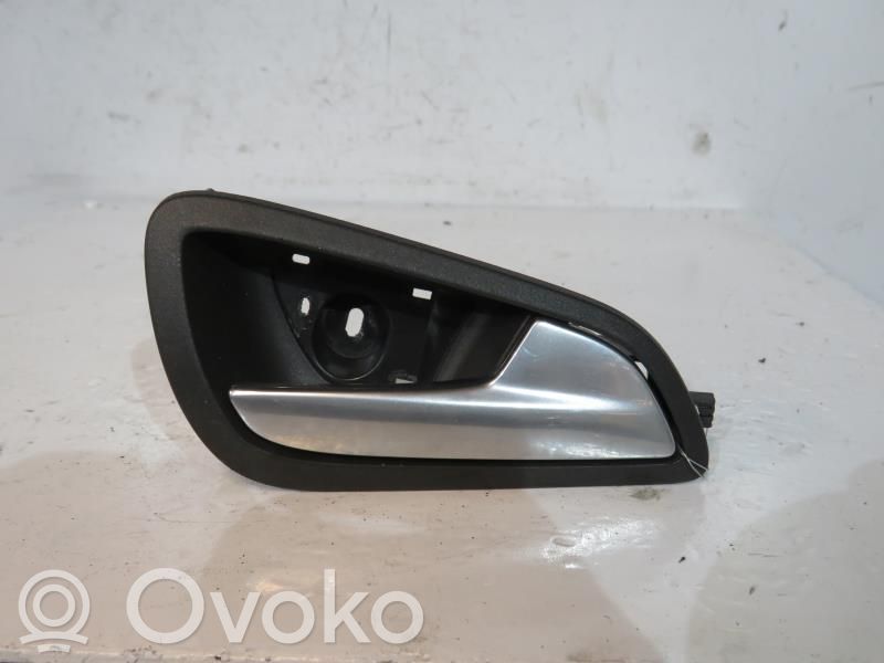 Rear door interior handle   1755043