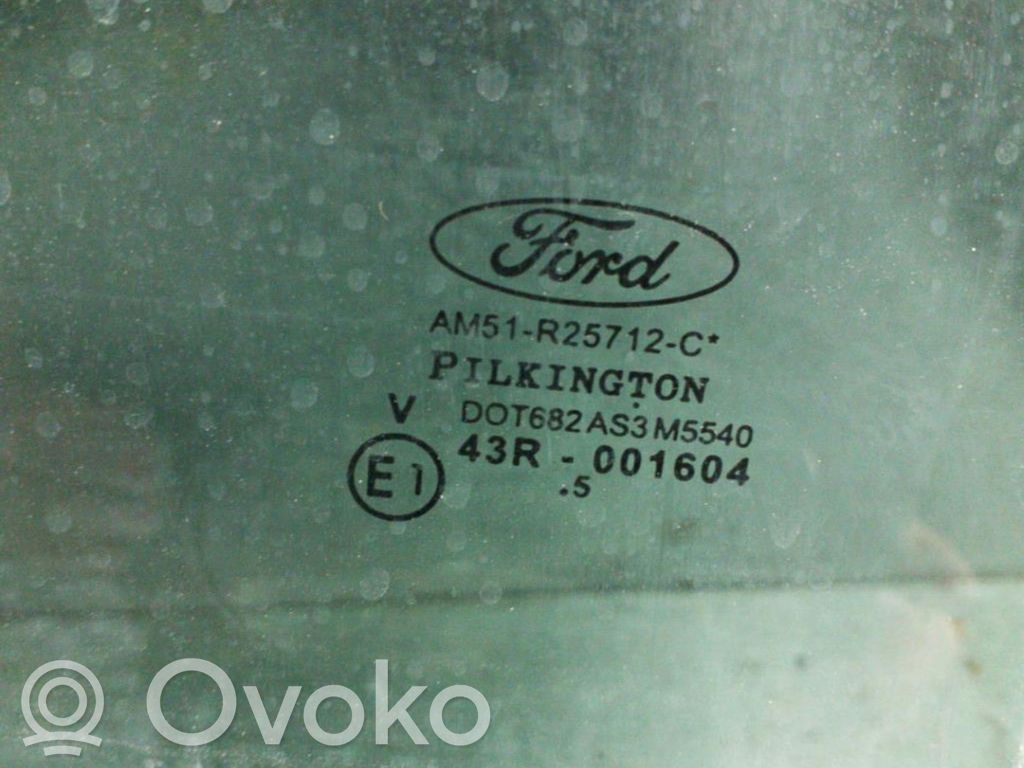 Ford C-MAX II Luna de la puerta trasera 